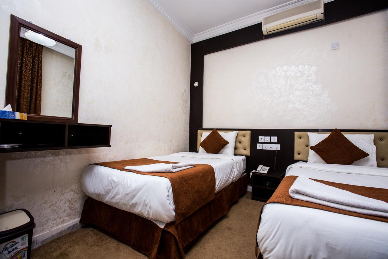 Teeba Palace Hotel Suites Amman Exterior foto