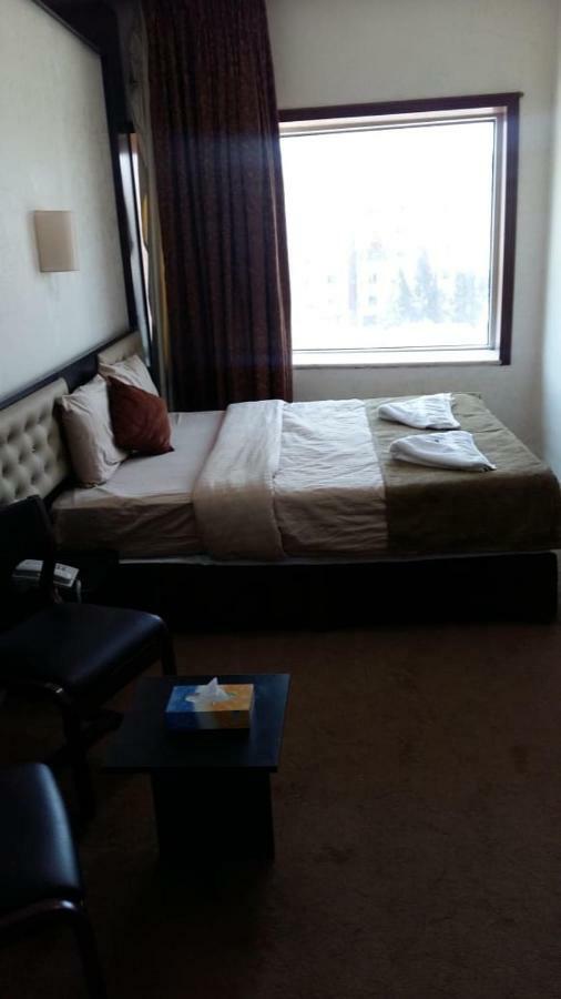 Teeba Palace Hotel Suites Amman Exterior foto